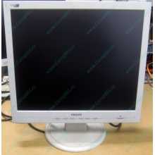 Монитор 17" TFT Philips 170S с битым пикселем в Рыбинске, белый (Рыбинск)